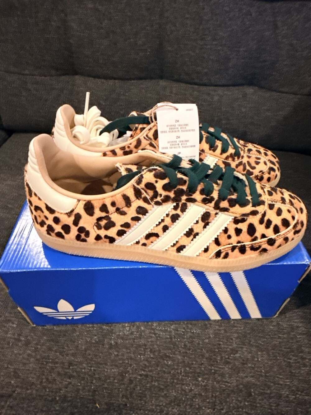 6.5W - Adidas Samba Pony Hair Leopard Print Sneakers - Picture 5 of 8
